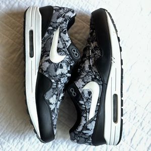 Nike Air Max 1 Black Floral